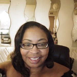 Meet your Posher, Anita